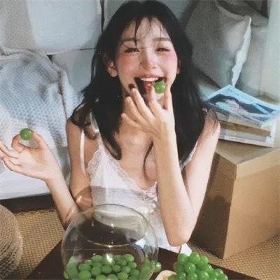 珊珊小传